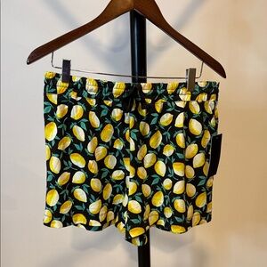 Lemon Print Women's Shorts